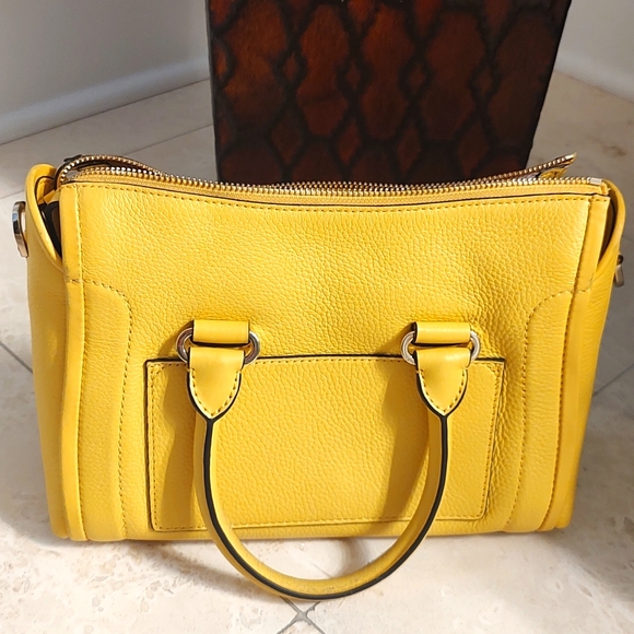 MK Purse - Picture 3 of 8